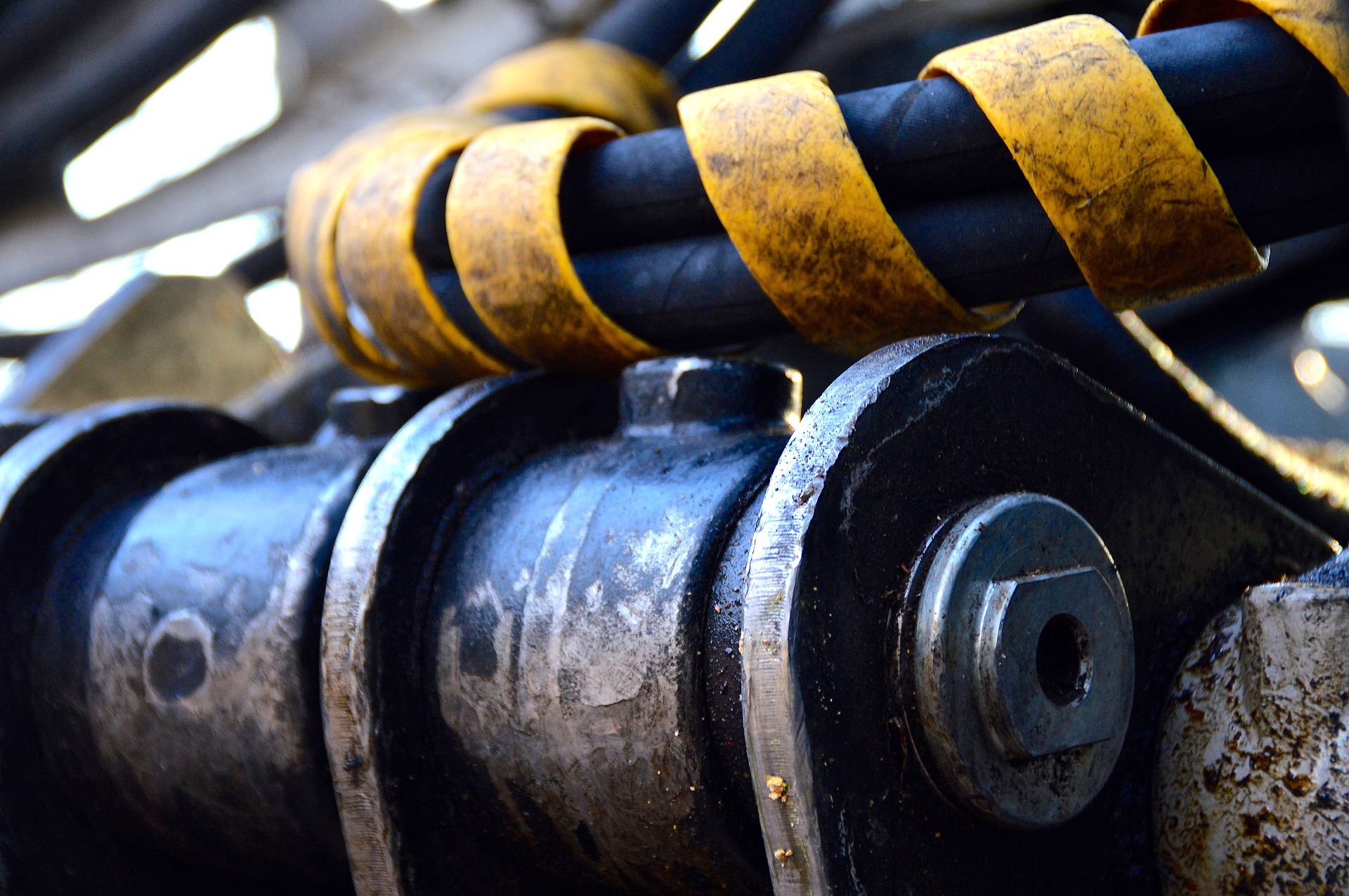 Directional and Flow Controls (A9504)